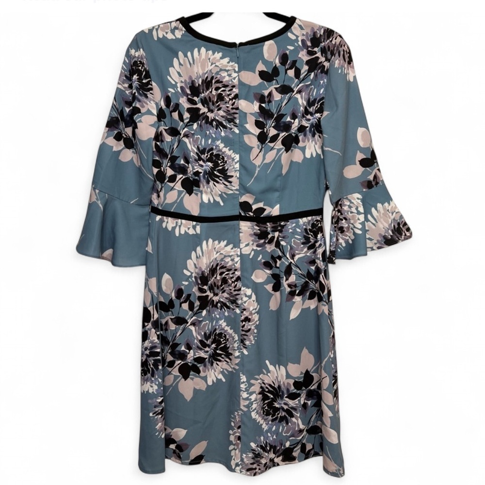 Lark & Ro Floral Bell-Sleeve Sheath Dress - Size S - Picture 7 of 10